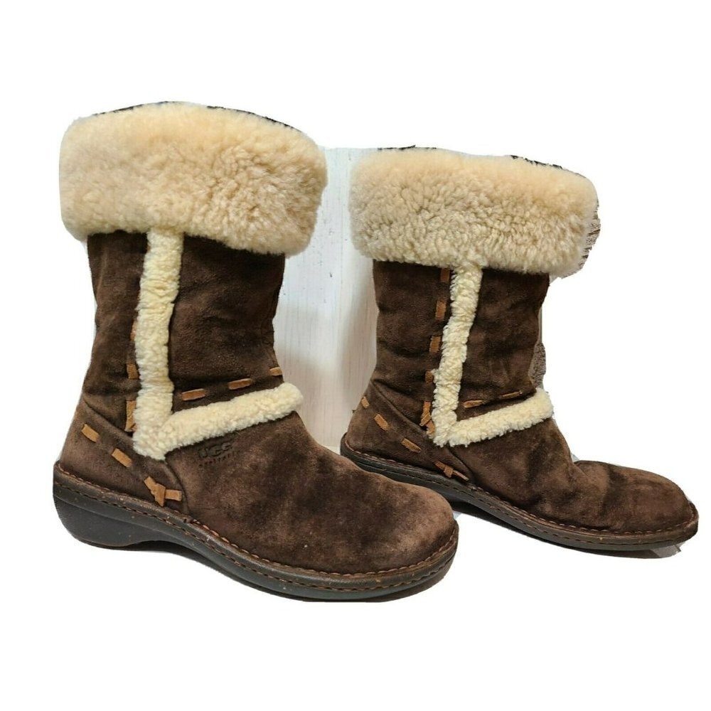 Ugg Elijo Womens Boots Size 7 run small  #6 Brown Suede Pull On Shoes 5674